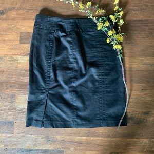 Kenar Pencil Skirt